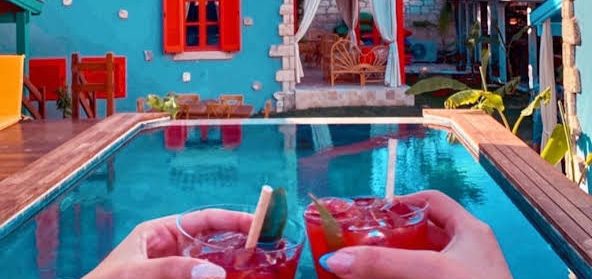 FEB97300-9AE3-4A7D-A14F-BDFDEBF832F7